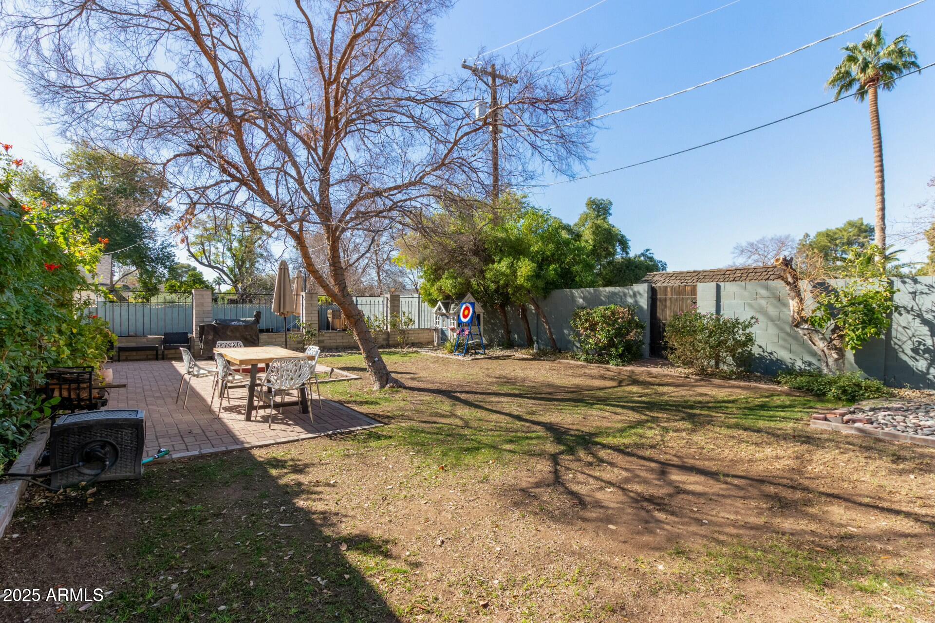 4718 North 35th Way Phoenix, AZ 85018 - Photo 19 of 20 Backyard