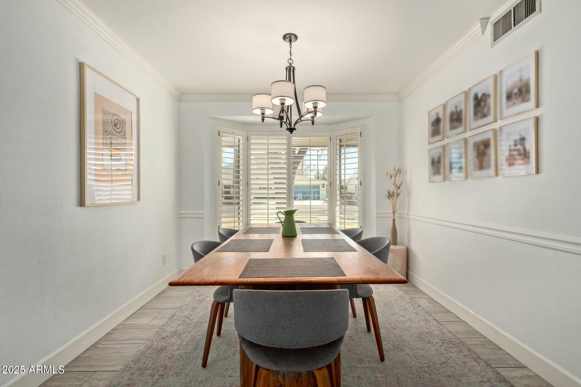 4718 North 35th Way Phoenix, AZ 85018 - Photo 20 of 20 Dining Area