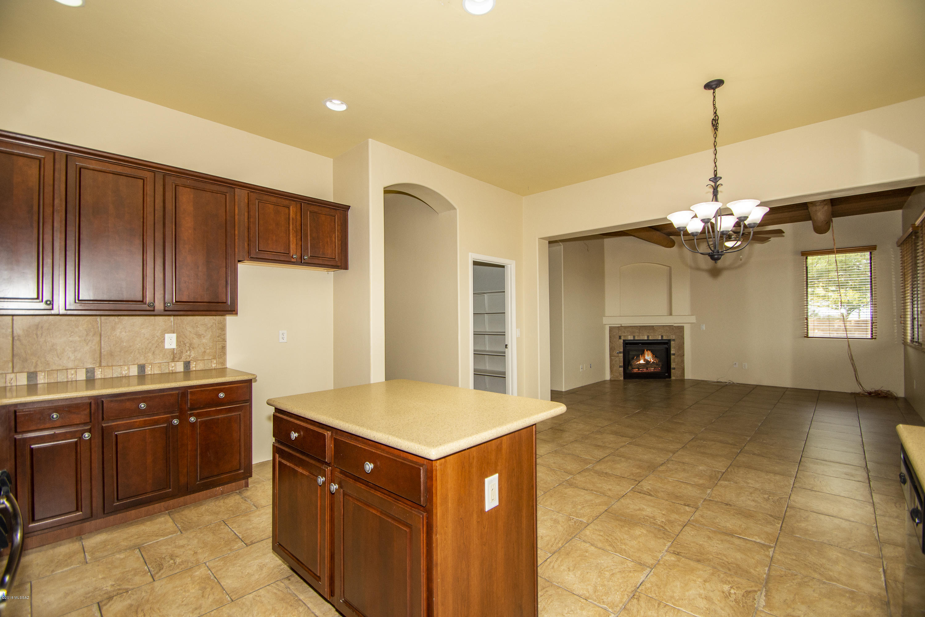 83 East Forrest Feezor Street Vail, AZ 85641 - Photo 6 of 47