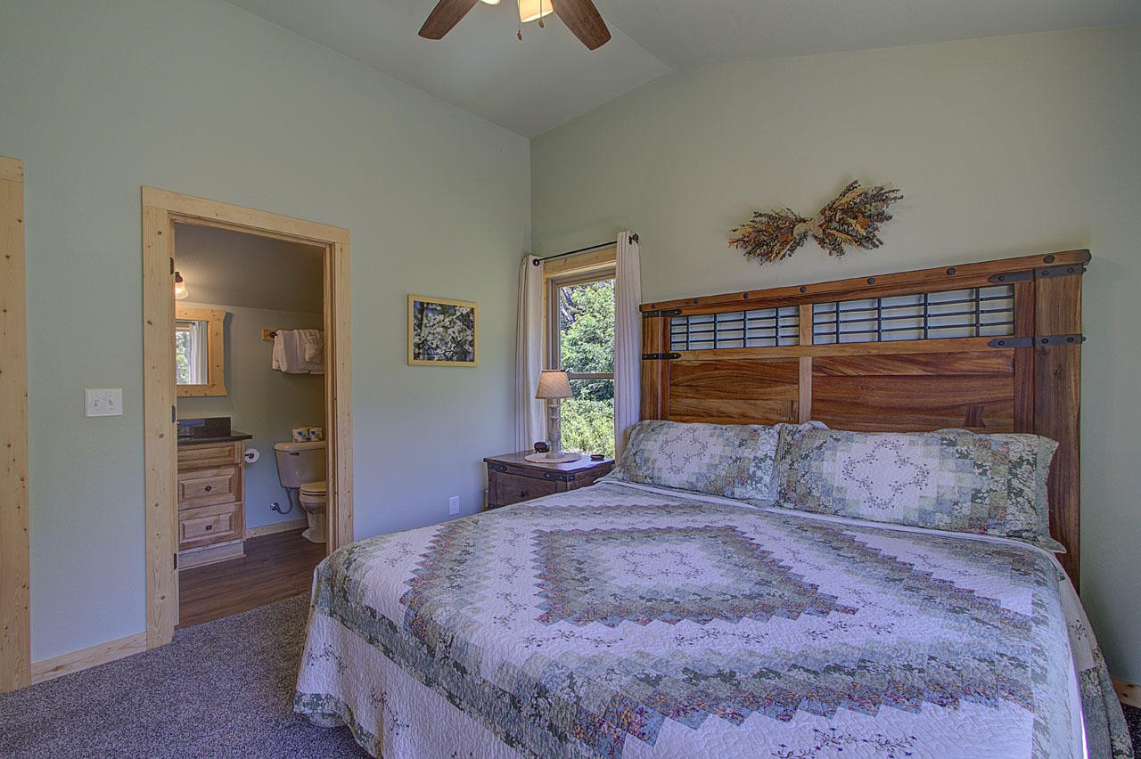 709 Topside Road Gatlinburg, TN 37738 - Photo 17 of 36 Gallery Image 17