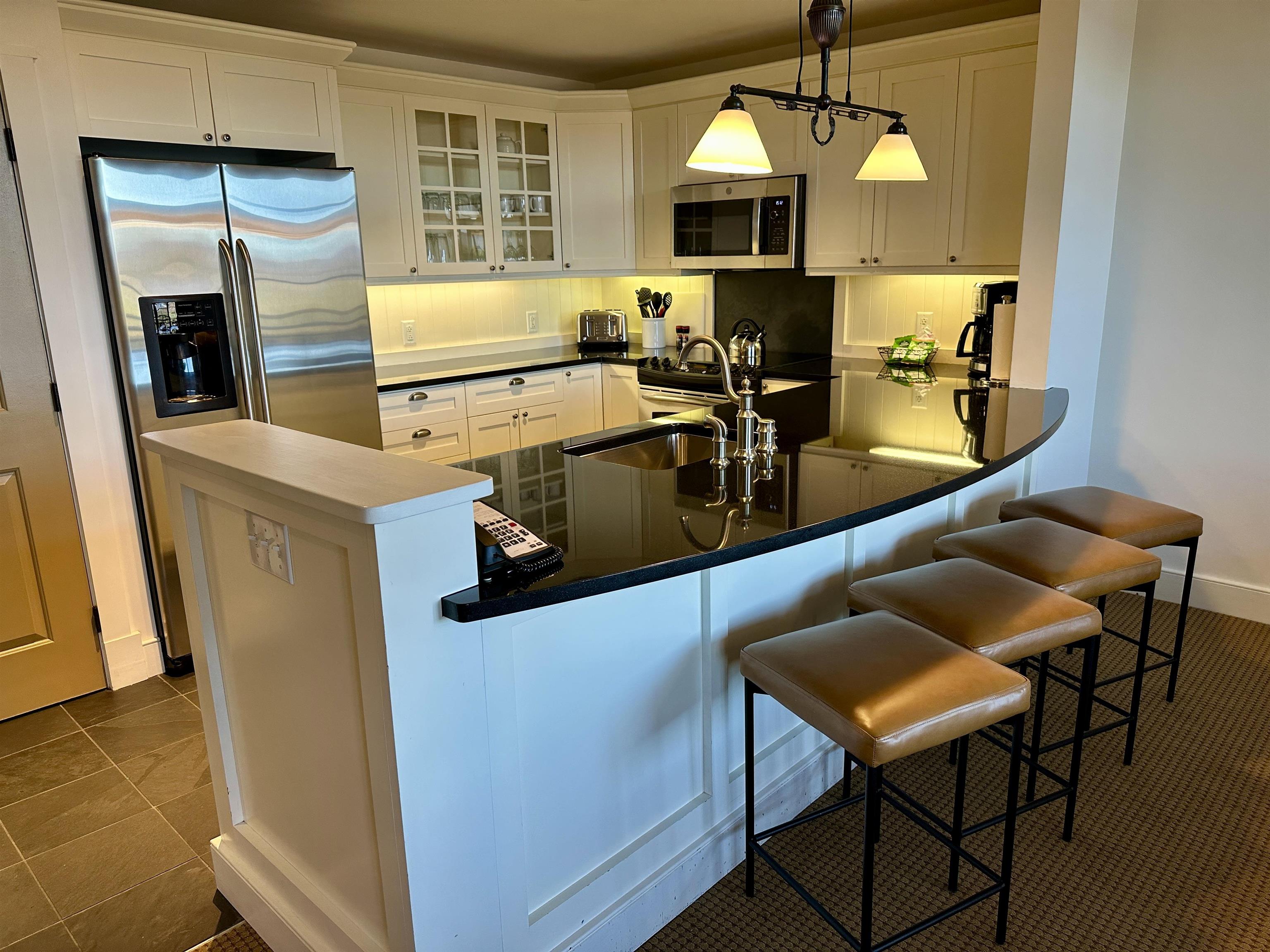 102 Forest Drive, Unit 322 (PLUS LOCKOUT 422)/ I CLAY BROOK AT SUGARBUSH Warren, VT 05674 - Photo 4 of 30