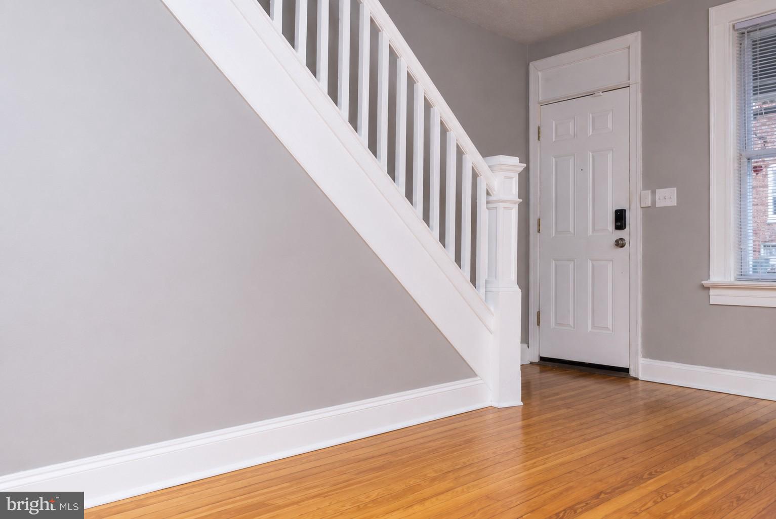 3041 Mathews Street Baltimore, MD 21218 - Photo 3 of 12 Inviting entryway with classic charm.