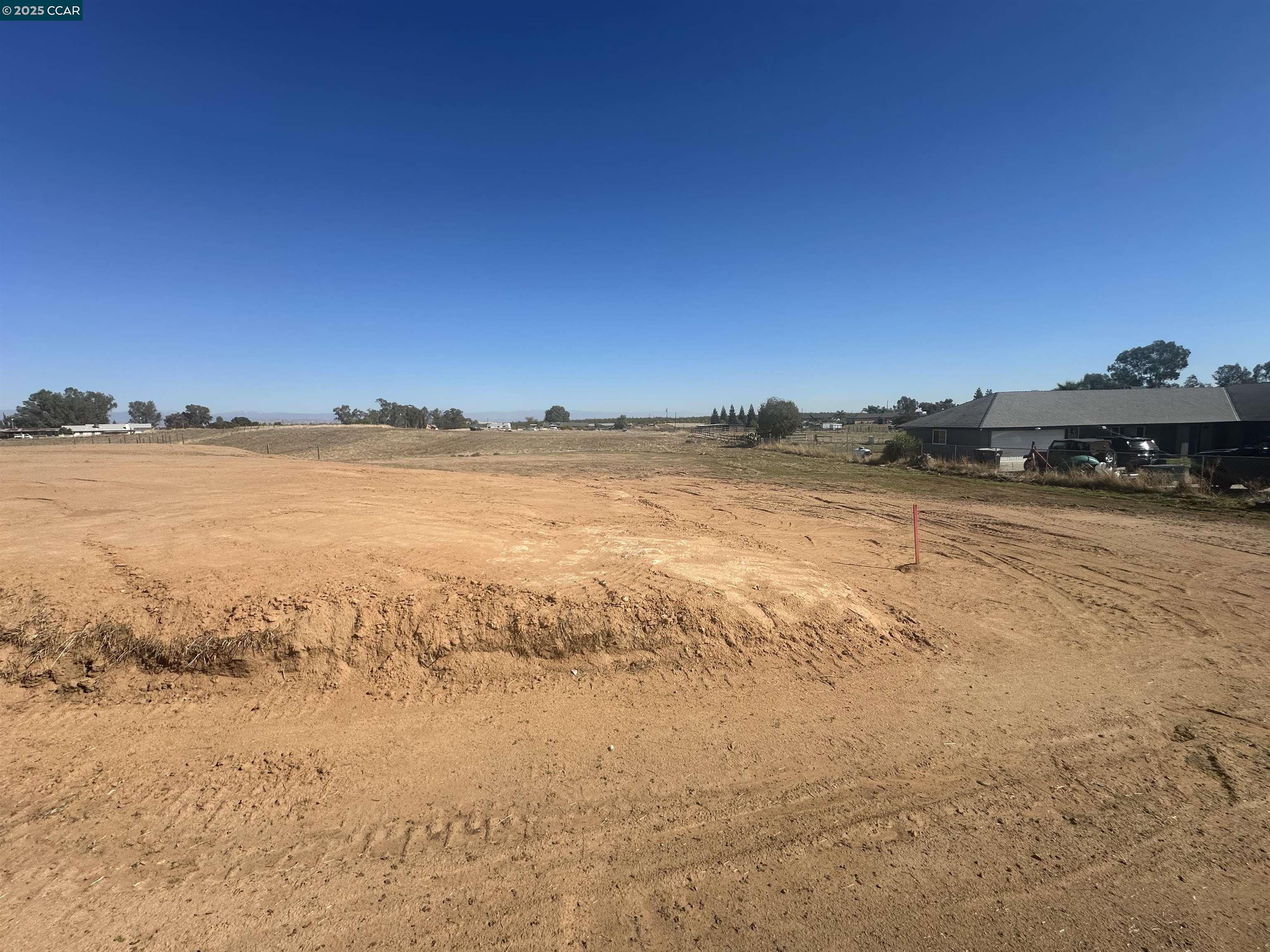 31341 Brightwood Road Madera, CA 93638 - Photo 3 of 16 a view of an ocean
