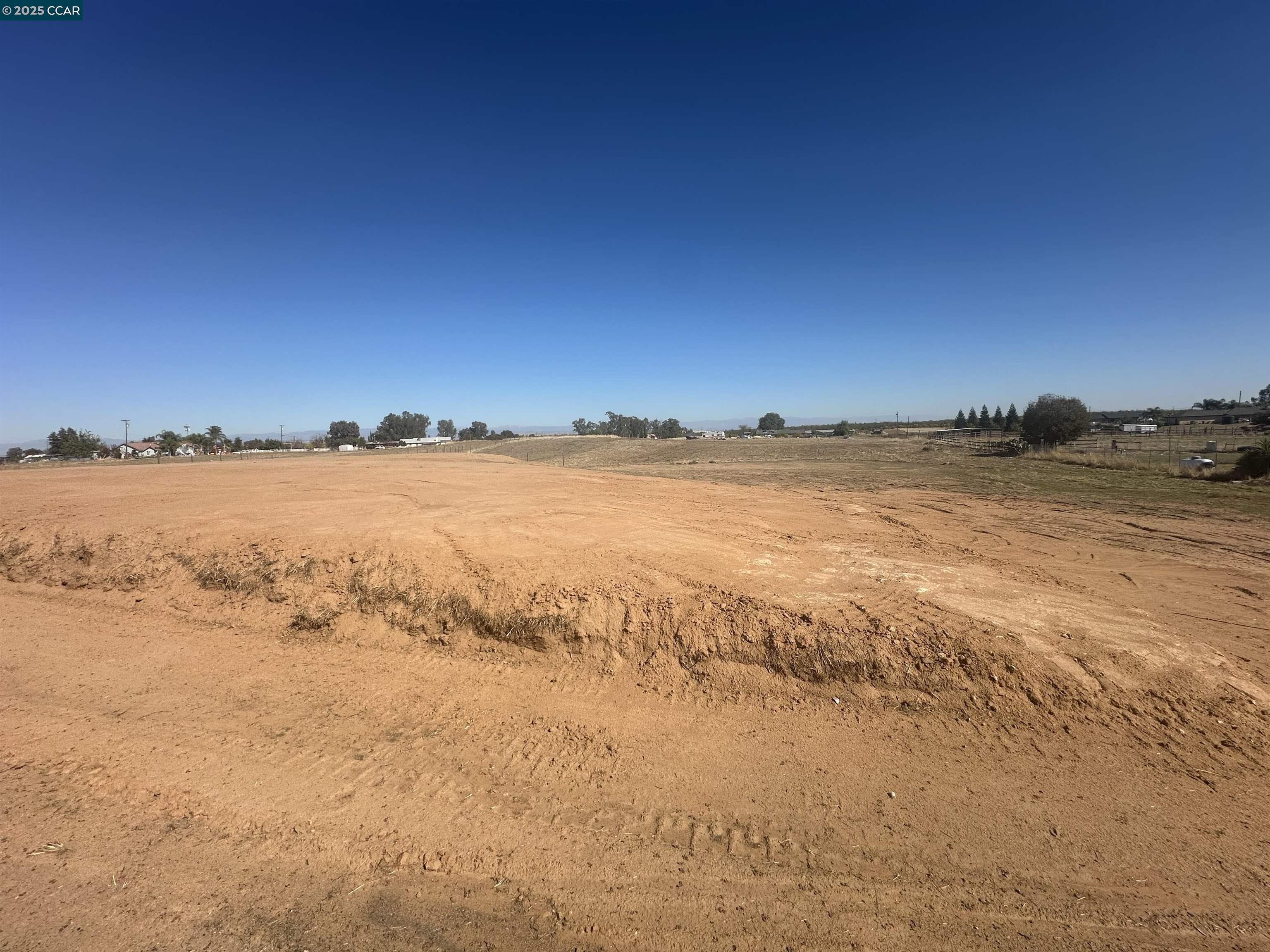 31341 Brightwood Road Madera, CA 93638 - Photo 4 of 16 a view of an ocean beach