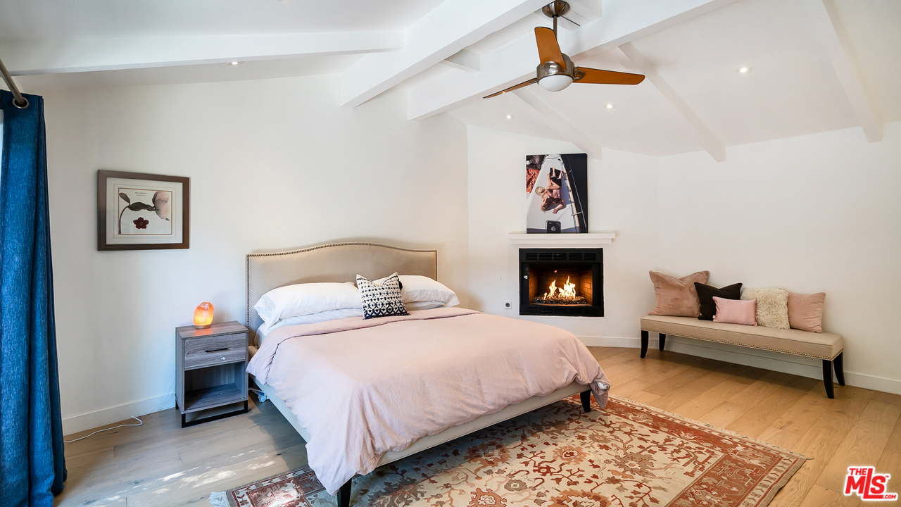 8160 Amor Road Los Angeles, CA 90046 - Photo 18 of 35 Gallery Image 18