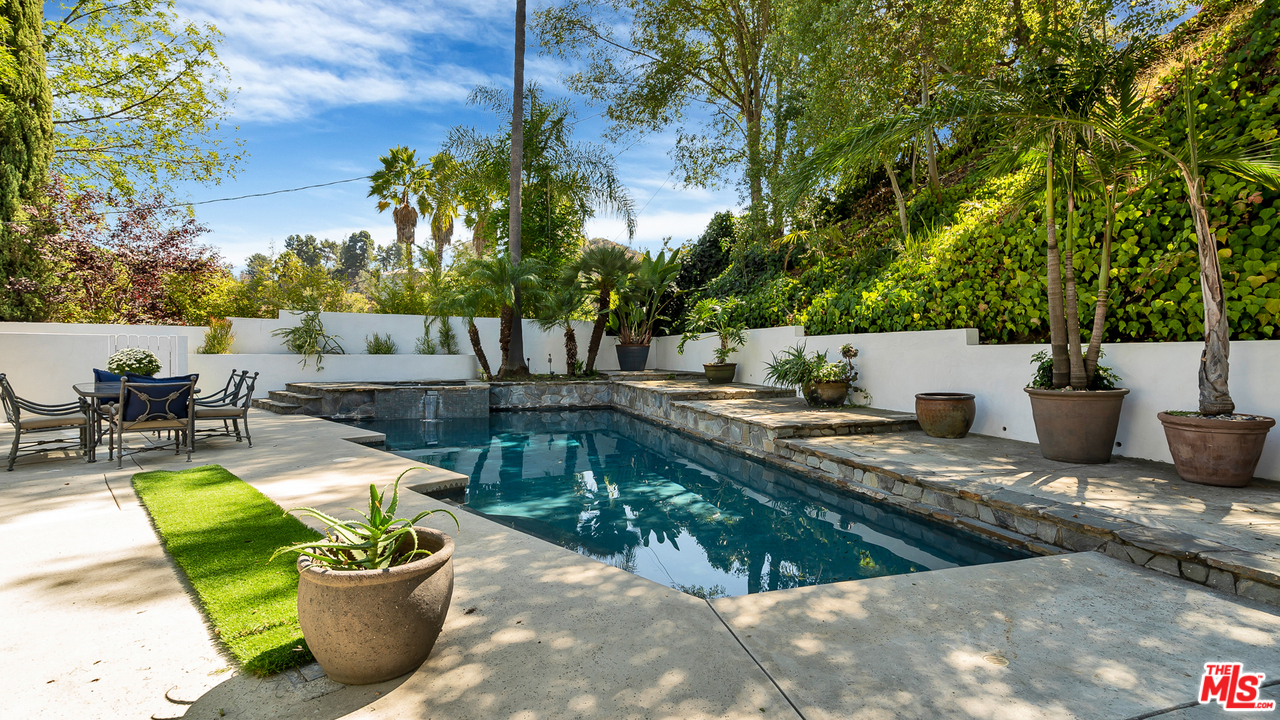 8160 Amor Road Los Angeles, CA 90046 - Photo 28 of 35 Gallery Image 28