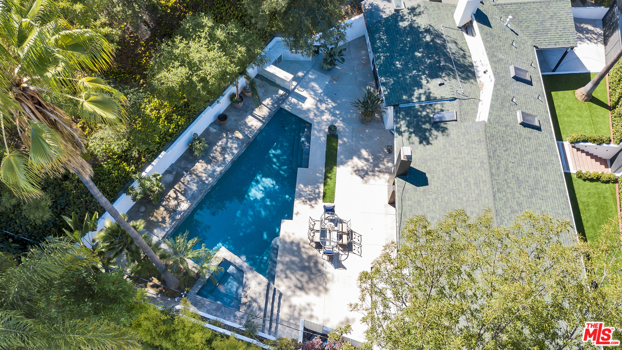 8160 Amor Road Los Angeles, CA 90046 - Photo 30 of 35 Gallery Image 30