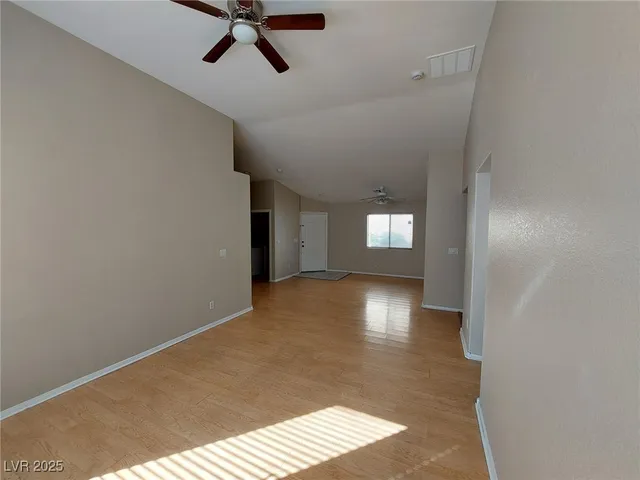 $1,750 | 514 West Dolphin Peak Court, North Las Vegas, NV 89084