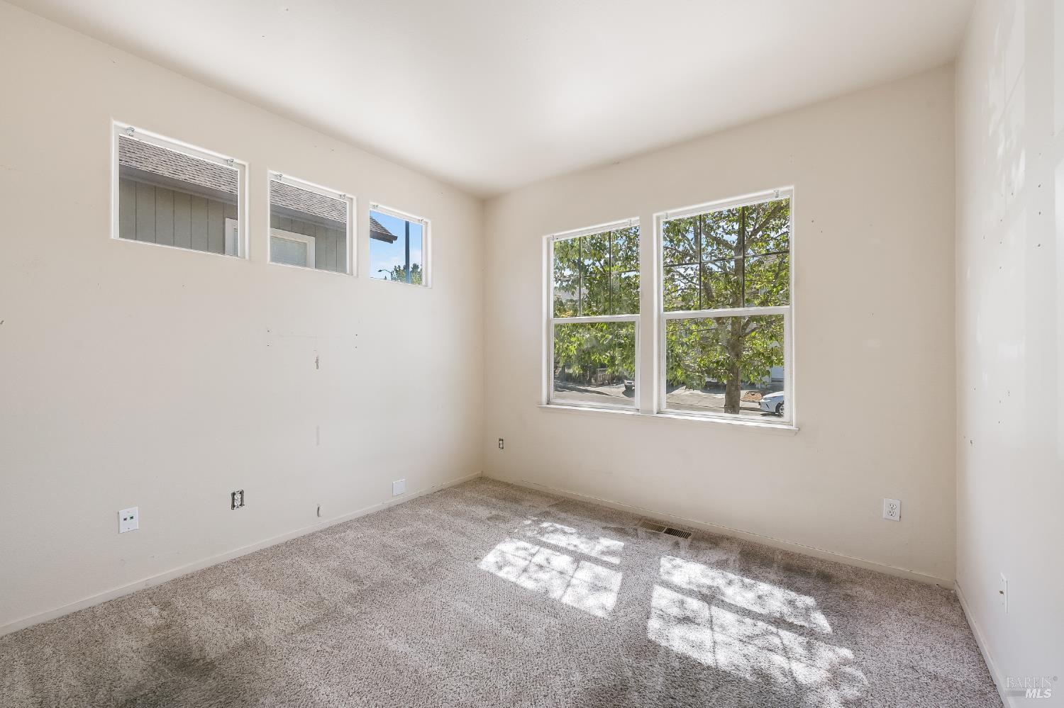 1212 Hidden Creek Place Santa Rosa, CA 95409 - Photo 11 of 22