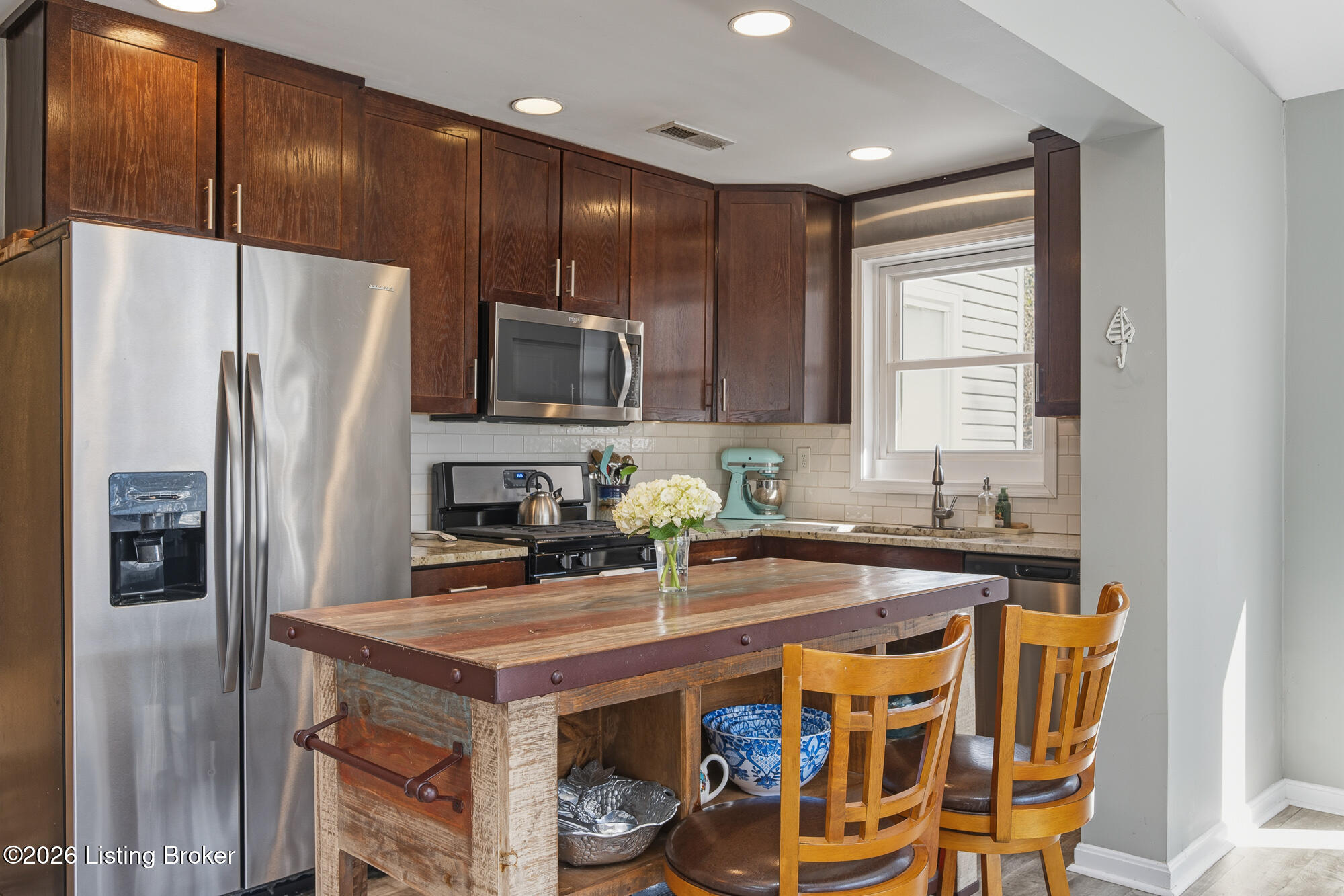 6405 River Road Prospect, KY 40059 - Photo 11 of 35 Kitchen