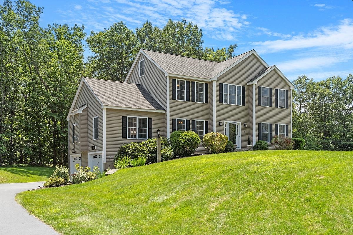 5 Clarke Farm Road Windham, NH 03087 - Photo 2 of 38