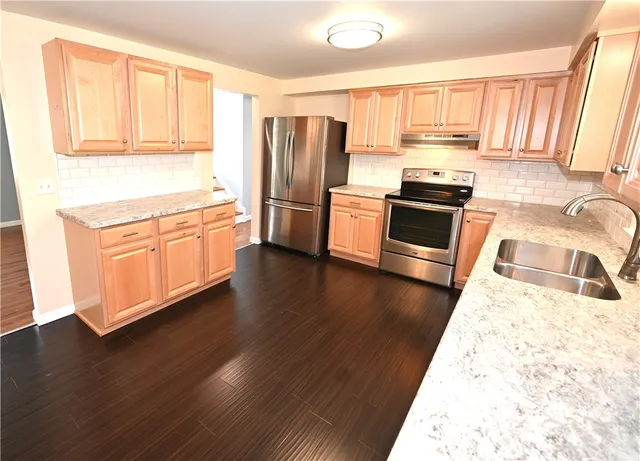 $1,795 | 1093 Washington Street, Ogden, NY 14559