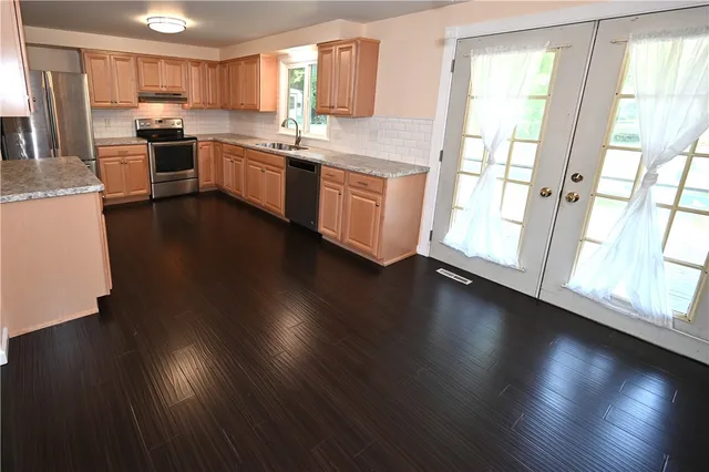 $1,795 | 1093 Washington Street, Ogden, NY 14559