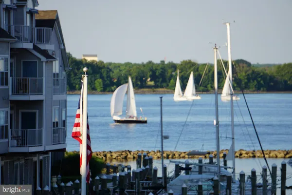 $309,500 | 299 Girard Street, Unit 299C, Havre de Grace, MD 21078