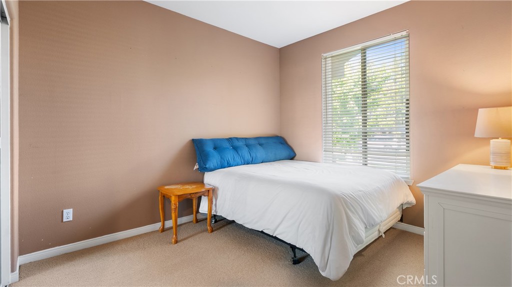 26009 Twain Place Stevenson Ranch, CA 91381 - Photo 23 of 37