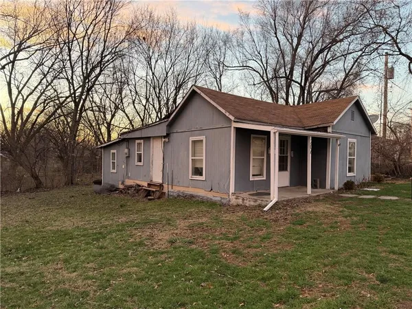 $74,999 | 204 South Buffalo Street, Holden, MO 64040