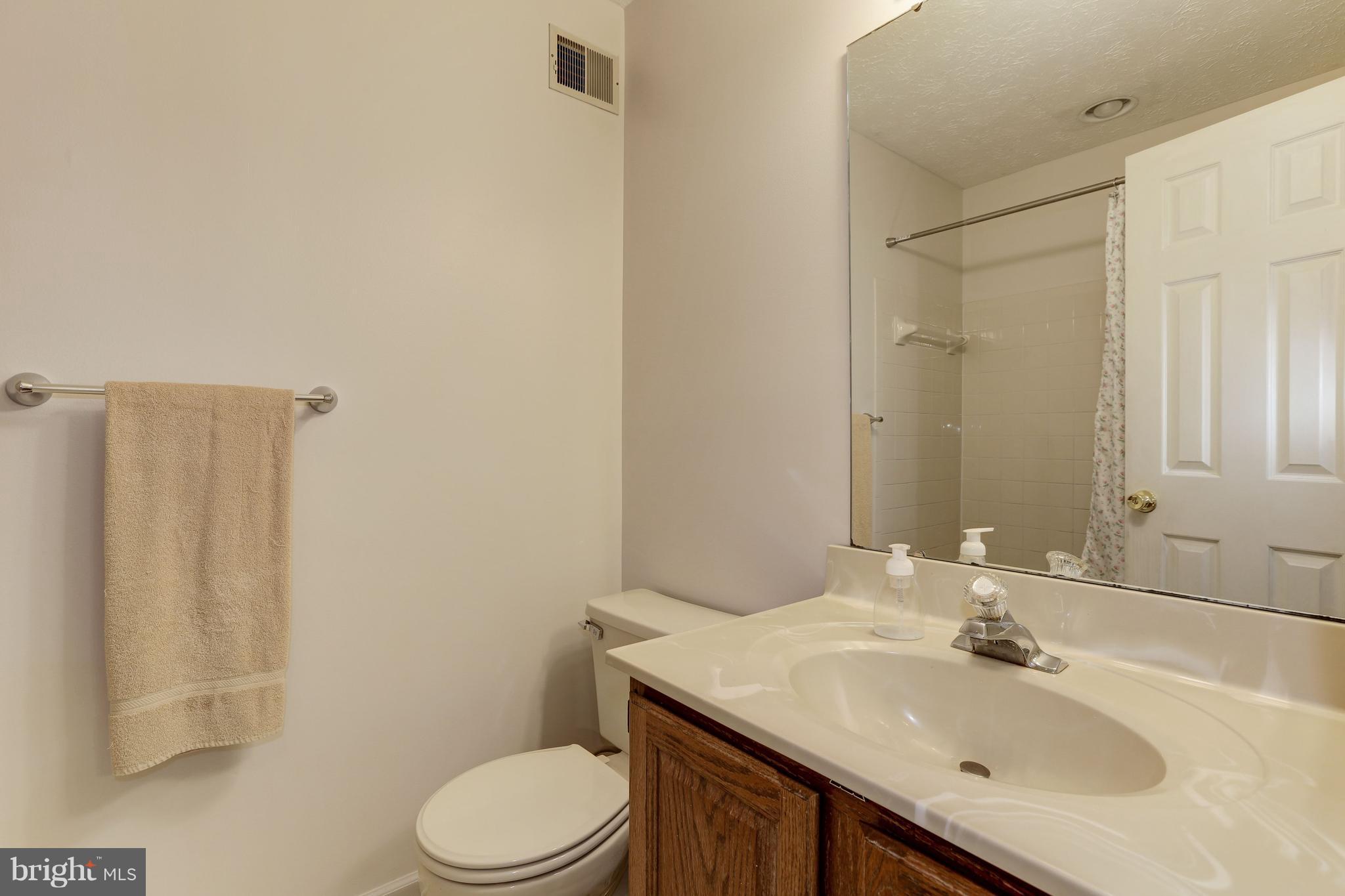 2156 Commissary Circle Odenton, MD 21113 - Photo 20 of 30 Second Full Bath