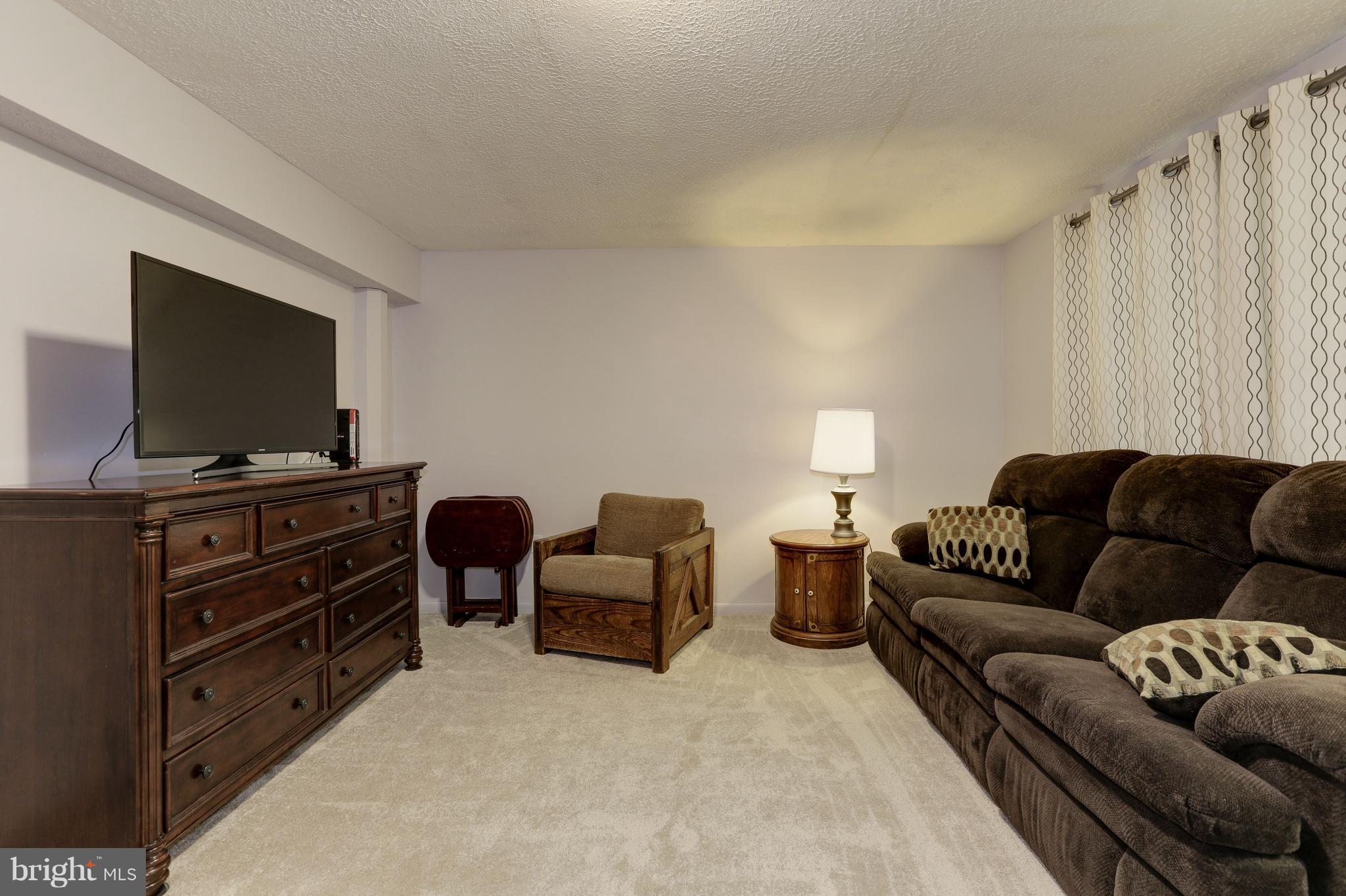 2156 Commissary Circle Odenton, MD 21113 - Photo 23 of 30 Family Room