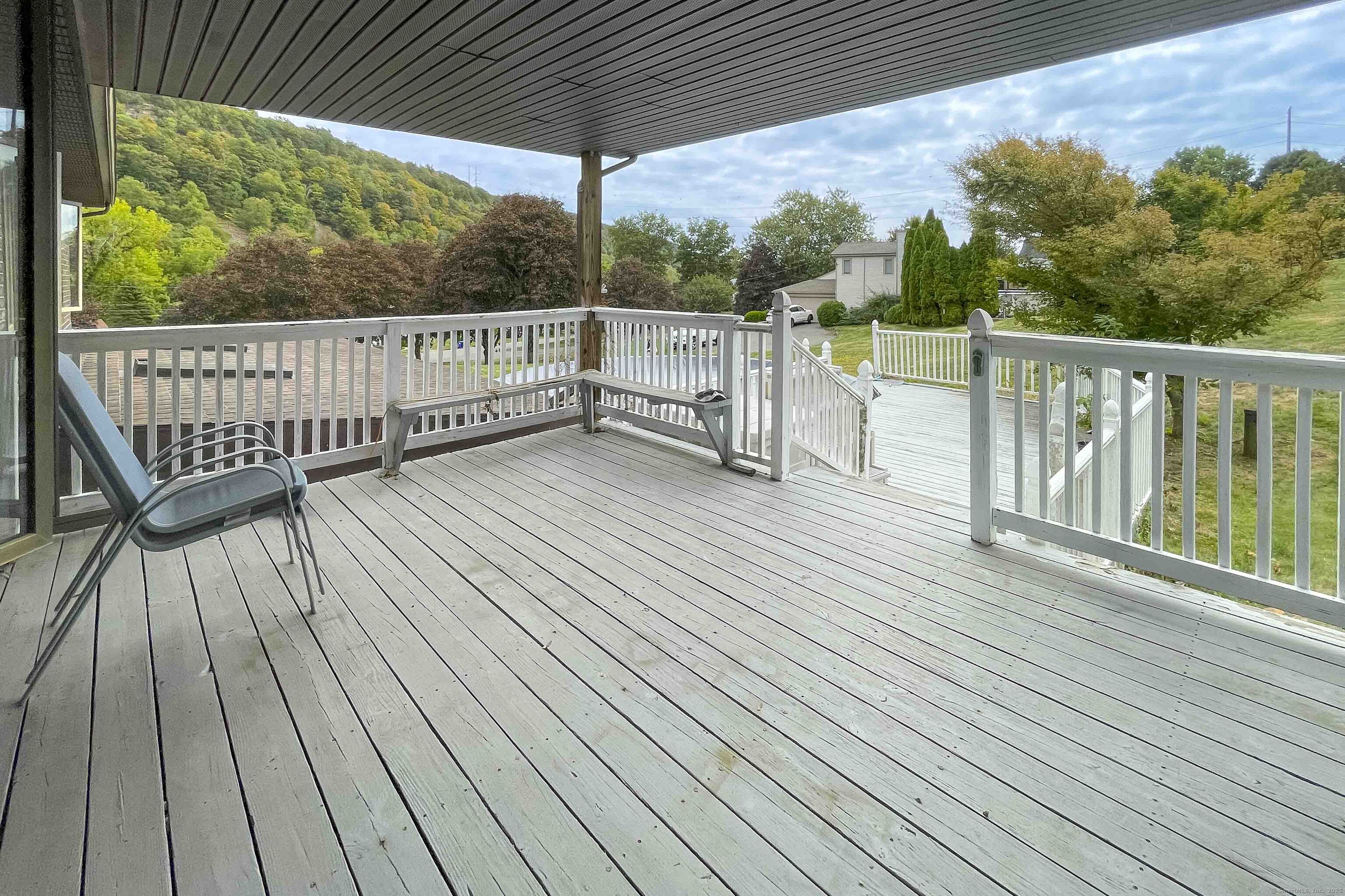 46 Cliffside Drive Wallingford, CT 06492 - Photo 15 of 40
