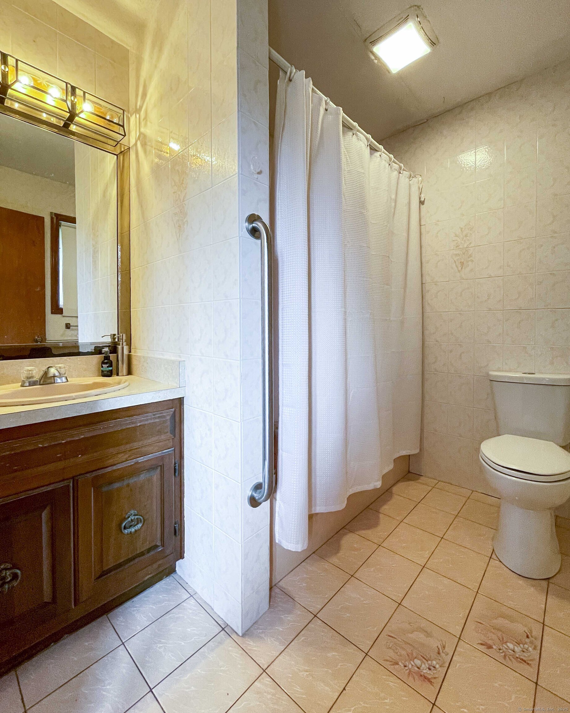 46 Cliffside Drive Wallingford, CT 06492 - Photo 21 of 40