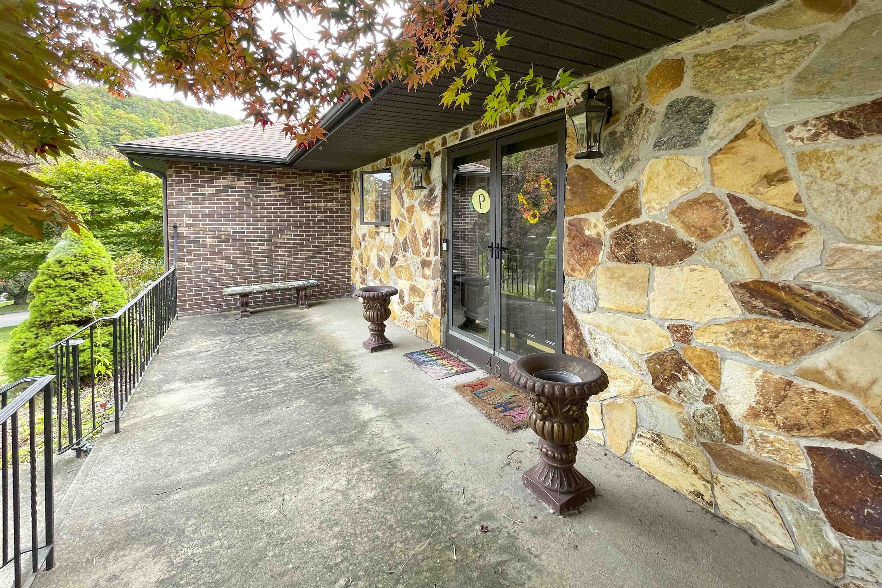 46 Cliffside Drive Wallingford, CT 06492 - Photo 34 of 40