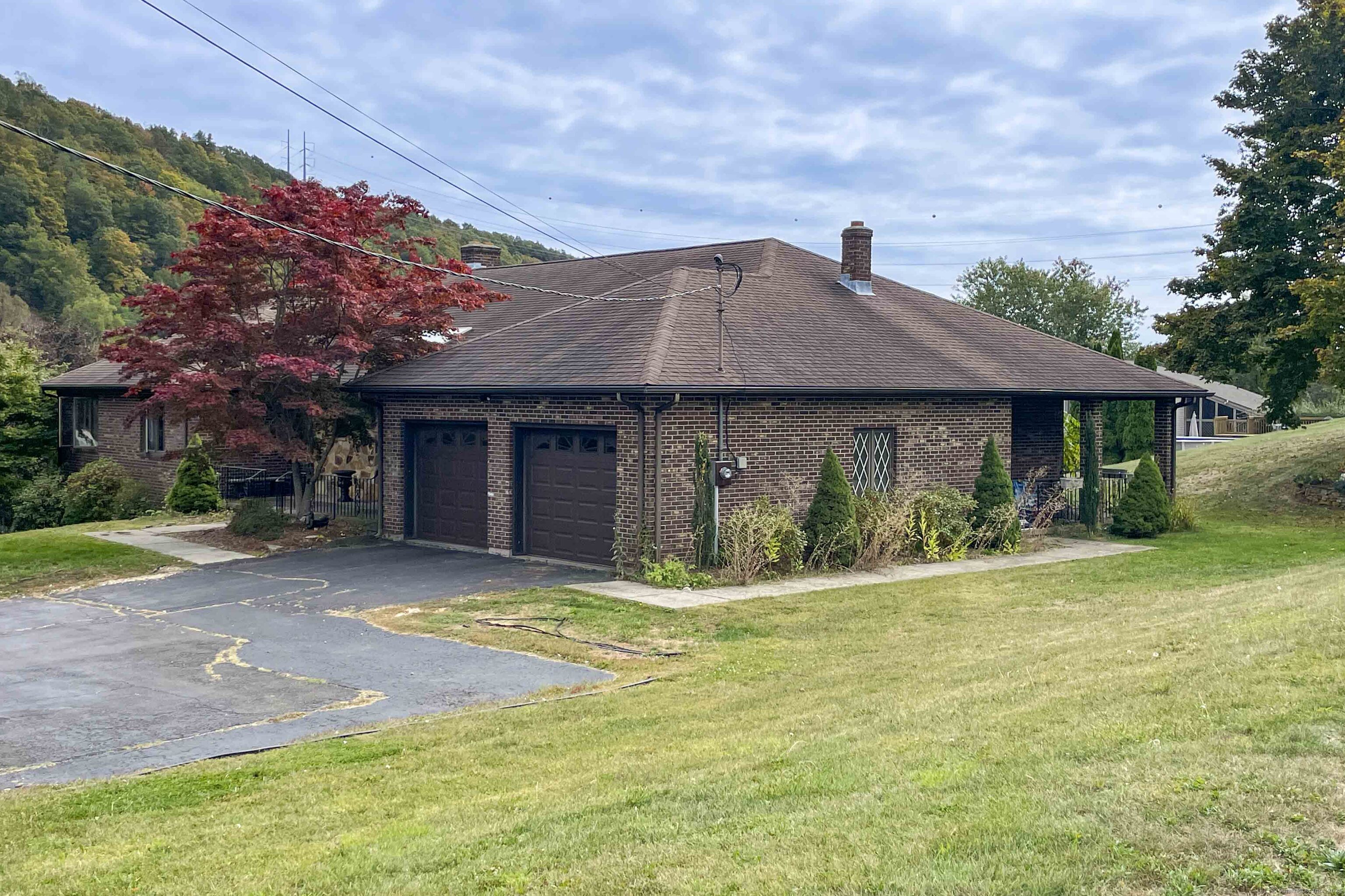 46 Cliffside Drive Wallingford, CT 06492 - Photo 35 of 40