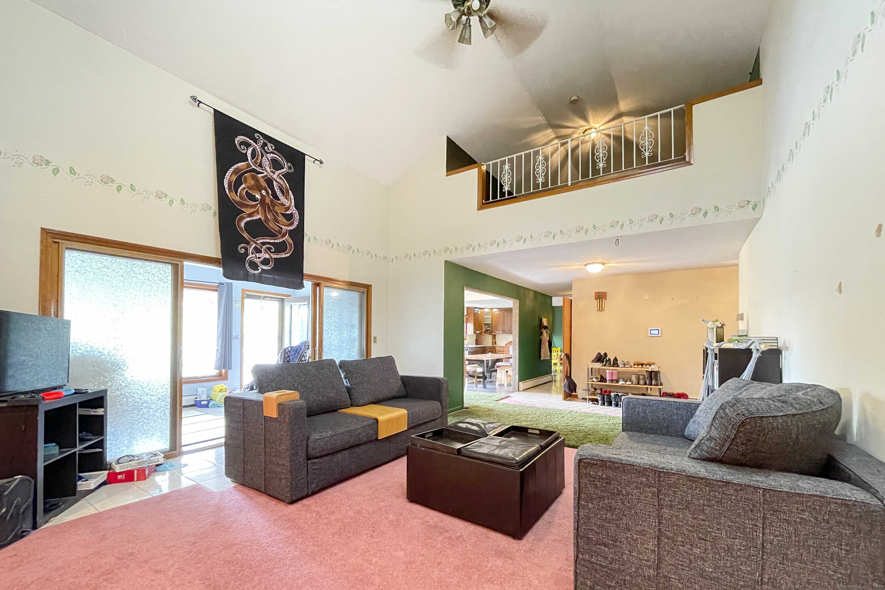 46 Cliffside Drive Wallingford, CT 06492 - Photo 4 of 40