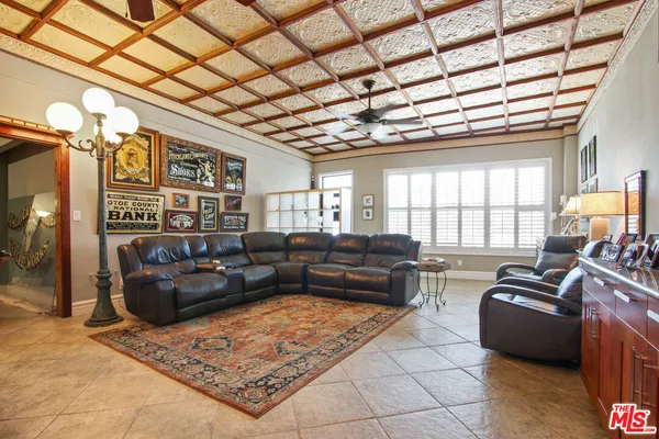 $988,888 | 1644 Wilmington Boulevard, Wilmington, CA 90744
