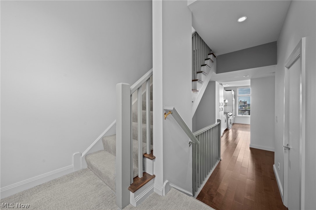 2339 Edgehill Road Cleveland, OH 44106 - Photo 24 of 50 Landing to the 3rd Level