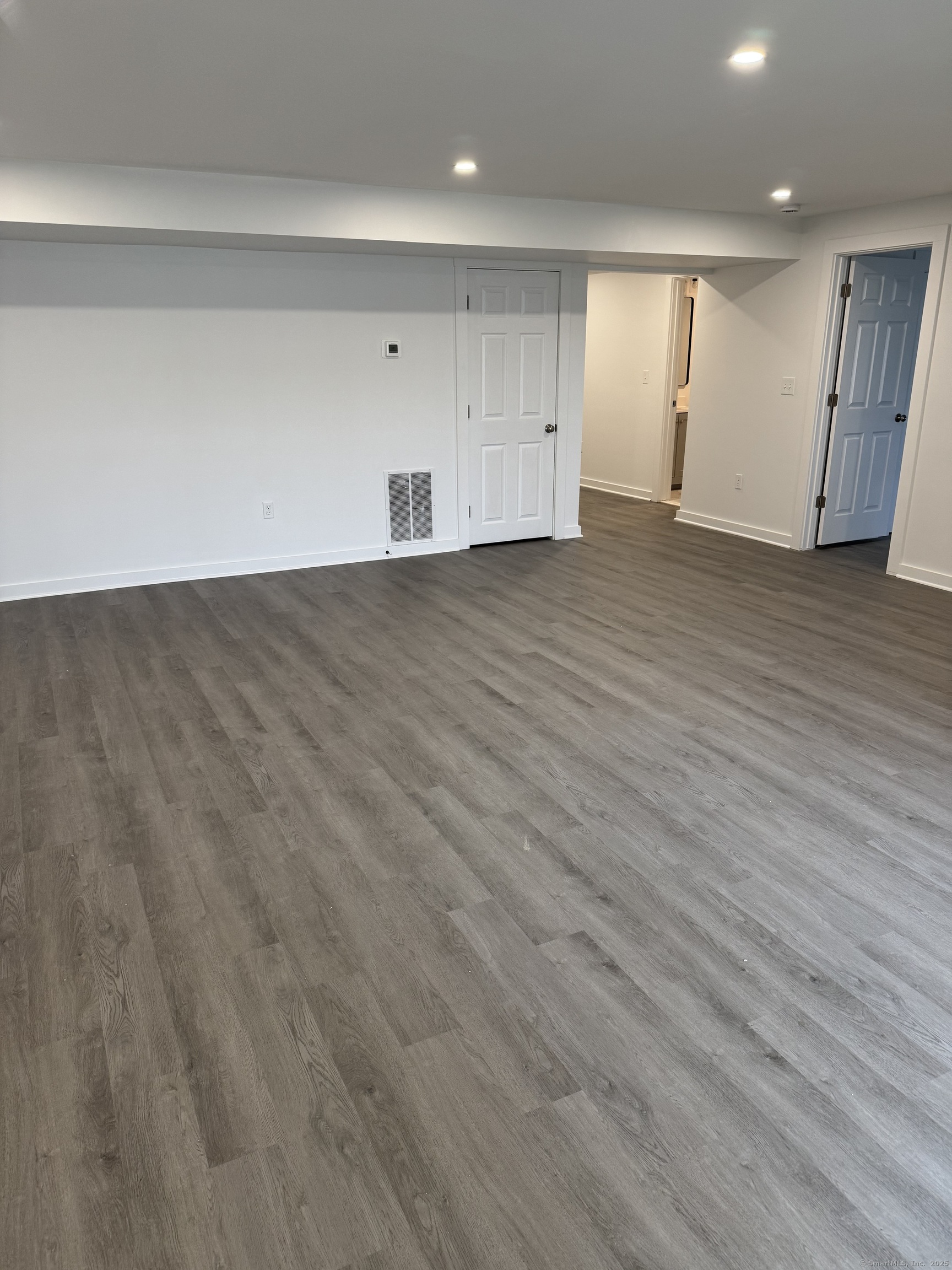 250 Dayton Road Bridgeport, CT 06606 - Photo 24 of 25