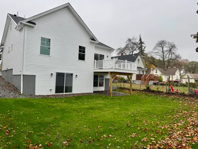 $595,000 | 250 Dayton Road, Bridgeport, CT 06606