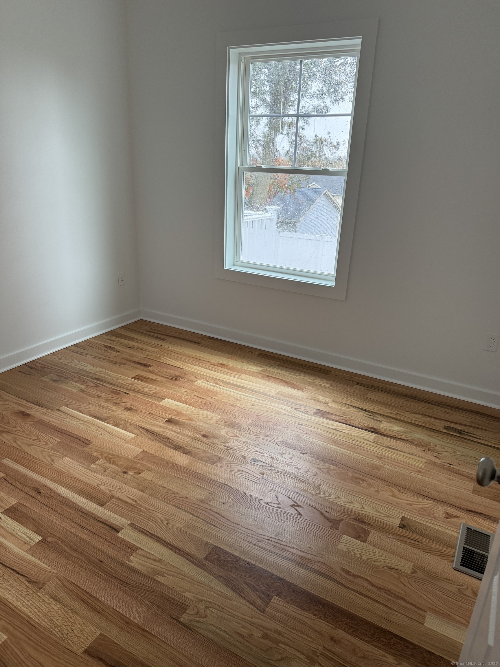 250 Dayton Road Bridgeport, CT 06606 - Photo 8 of 25