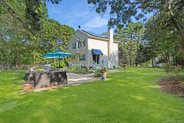 $999,000 | 20 Deborah Drive, Westhampton Beach, NY 11978