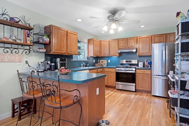 $999,000 | 20 Deborah Drive, Westhampton Beach, NY 11978