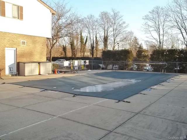 $350,000 | 615 Broadway, Unit 83, Amityville, NY 11701