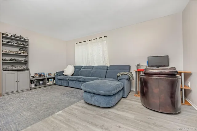 $350,000 | 615 Broadway, Unit 83, Amityville, NY 11701
