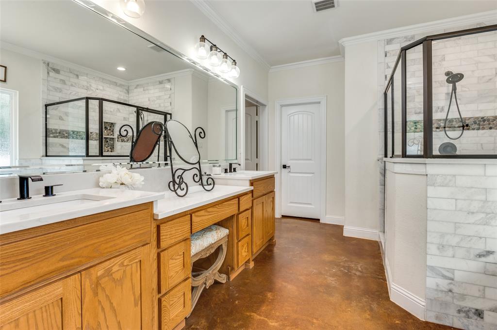 586 Rustic Oaks Road Combine, TX 75159 - Photo 21 of 39 His and Hers with knee space
