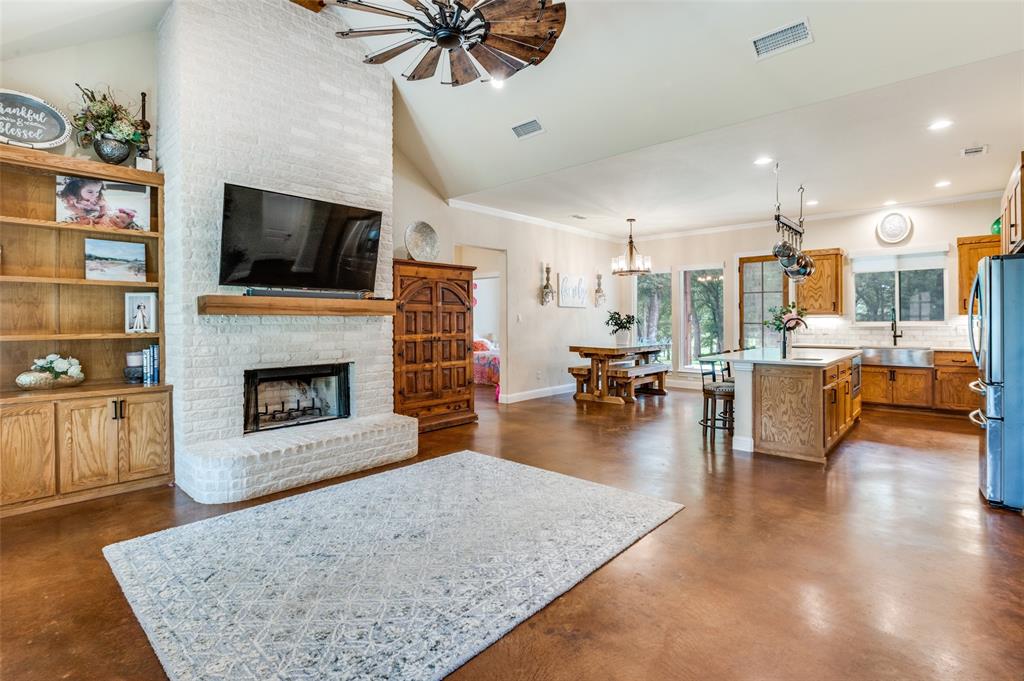 586 Rustic Oaks Road Combine, TX 75159 - Photo 39 of 39 Open floor plan