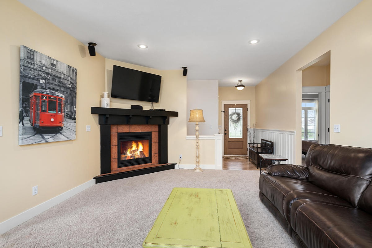 2787 Riley Ridge Road Holland, MI 49424 - Photo 4 of 29 IMG__1003