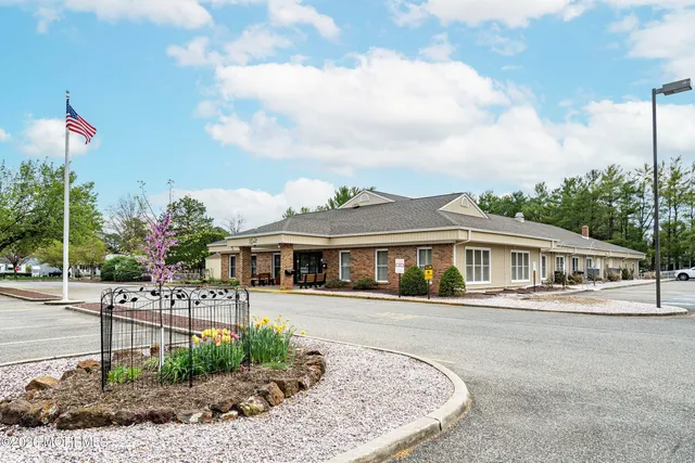 $449,000 | 5 Sheepshead Drive, Toms River, NJ 08757