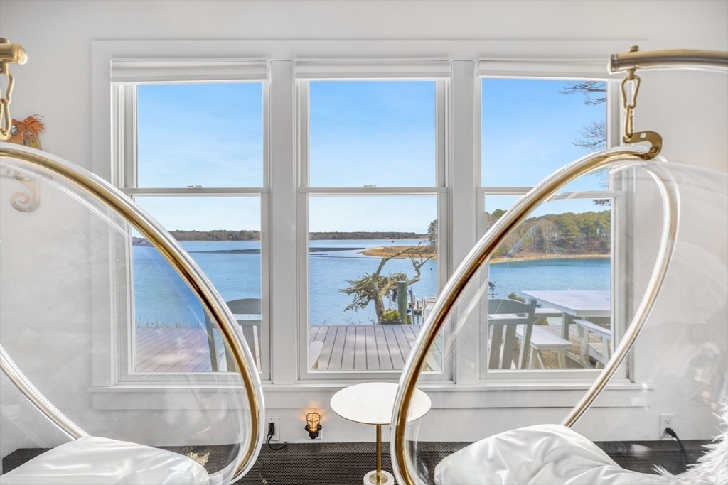124 Ferry Road Falmouth, MA 02536 - Photo 19 of 42 Gallery Image 19