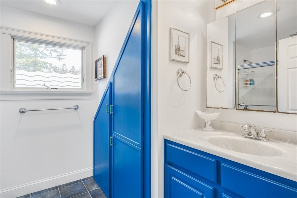 124 Ferry Road Falmouth, MA 02536 - Photo 36 of 42 Gallery Image 36