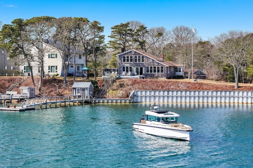 124 Ferry Road Falmouth, MA 02536 - Photo 41 of 42 Gallery Image 41