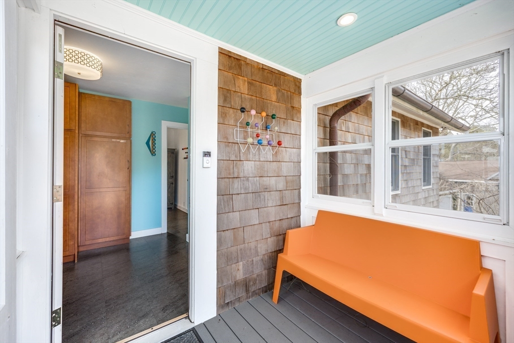 124 Ferry Road Falmouth, MA 02536 - Photo 9 of 42 Gallery Image 9