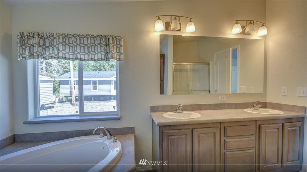 95 East Morris Road Coupeville, WA 98239 - Photo 14 of 19 Gallery Image 14