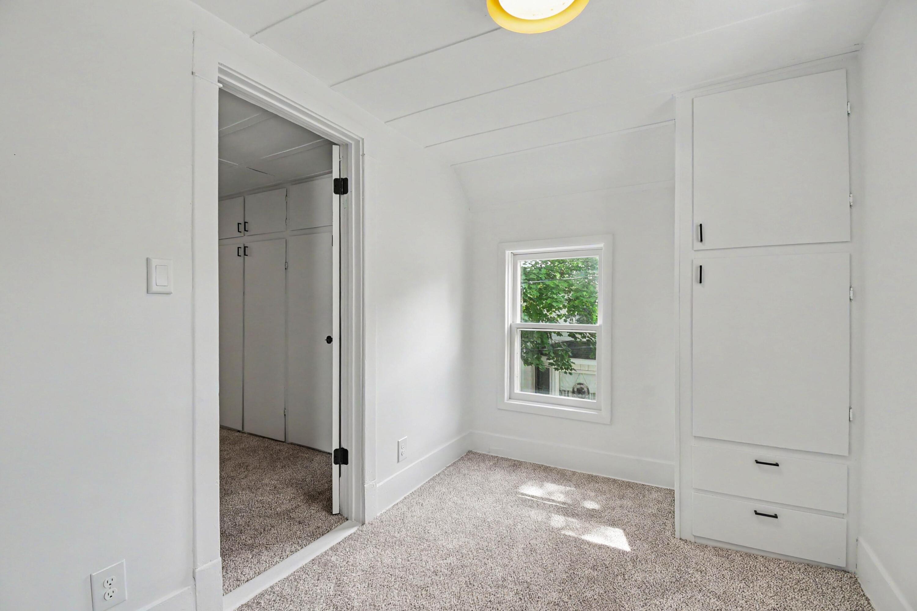 523 West Maple Street Wayland, MI 49348 - Photo 19 of 27 017_file_3369