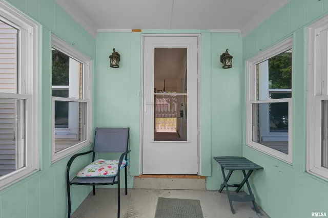 $144,900 | 2375 31st Street, Unit A, Moline, IL 61265