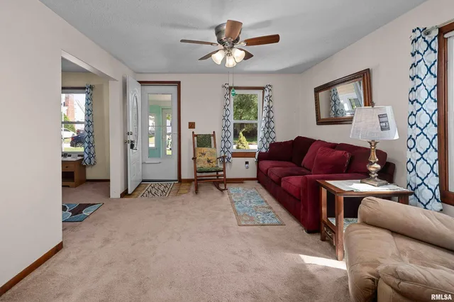 $144,900 | 2375 31st Street, Unit A, Moline, IL 61265