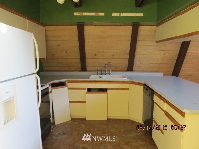 1035 Carroll Road Kelso, WA 98626 - Photo 13 of 14 Gallery Image 13