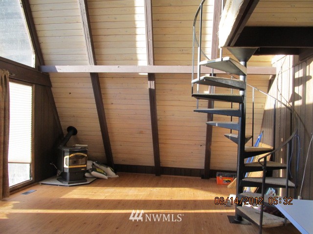1035 Carroll Road Kelso, WA 98626 - Photo 7 of 14 Gallery Image 7